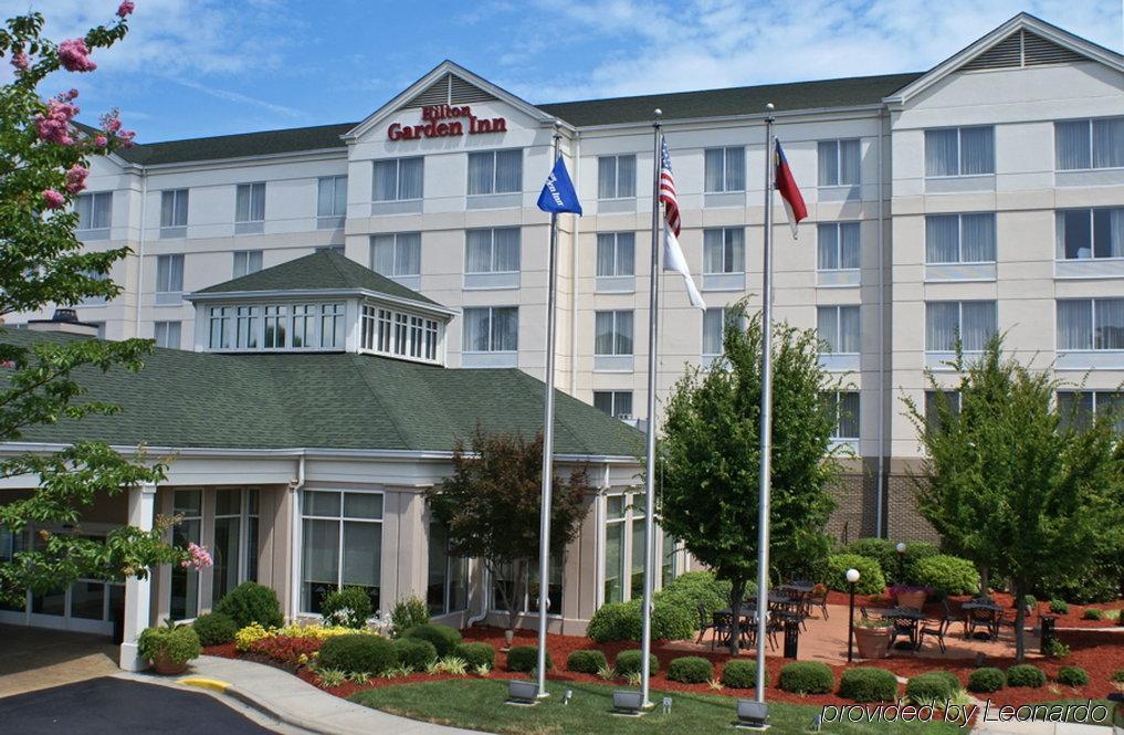 Hilton Garden Inn Charlotte North Экстерьер фото